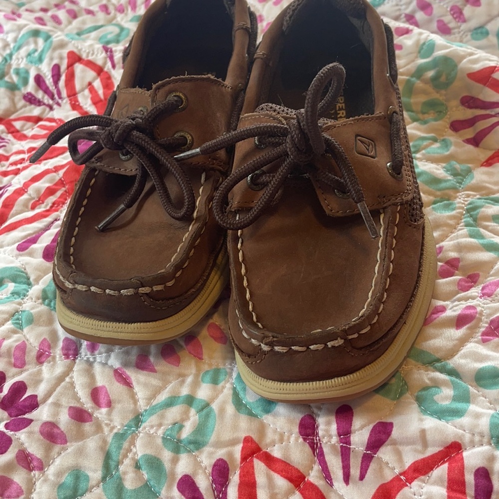 Boy Sperry shoes